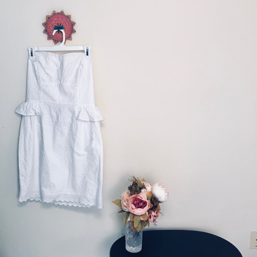 Lilly Pulitzer strapless white lace peplum dress